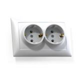 Розетка 2-м СП Селена РС16-372 16А IP20 с заземл. бел. Кунцево 8116 Розетка 2-м СП Селена РС16-372 16А IP20 с заземл. бел. Кунцево 8116